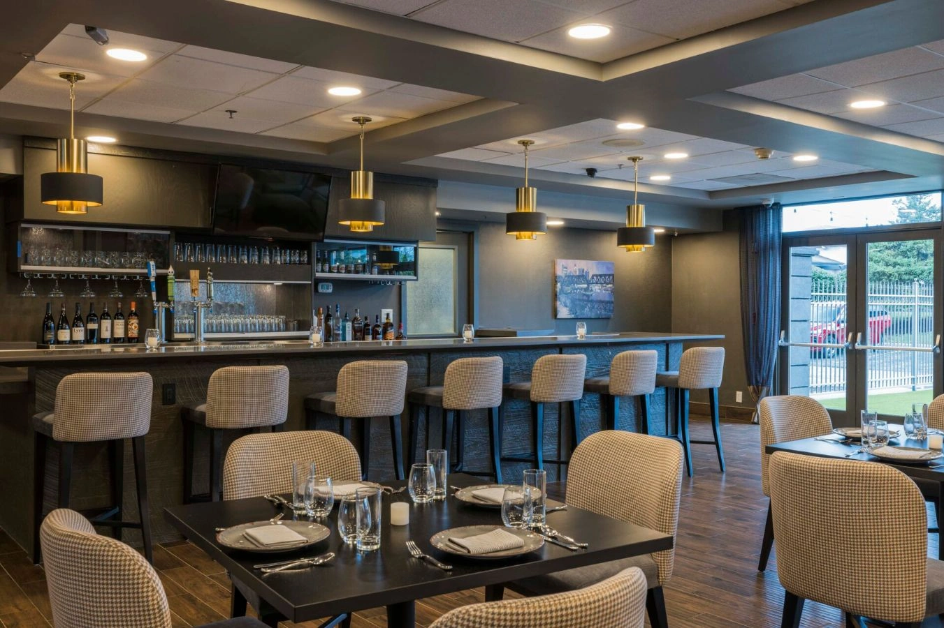Bar