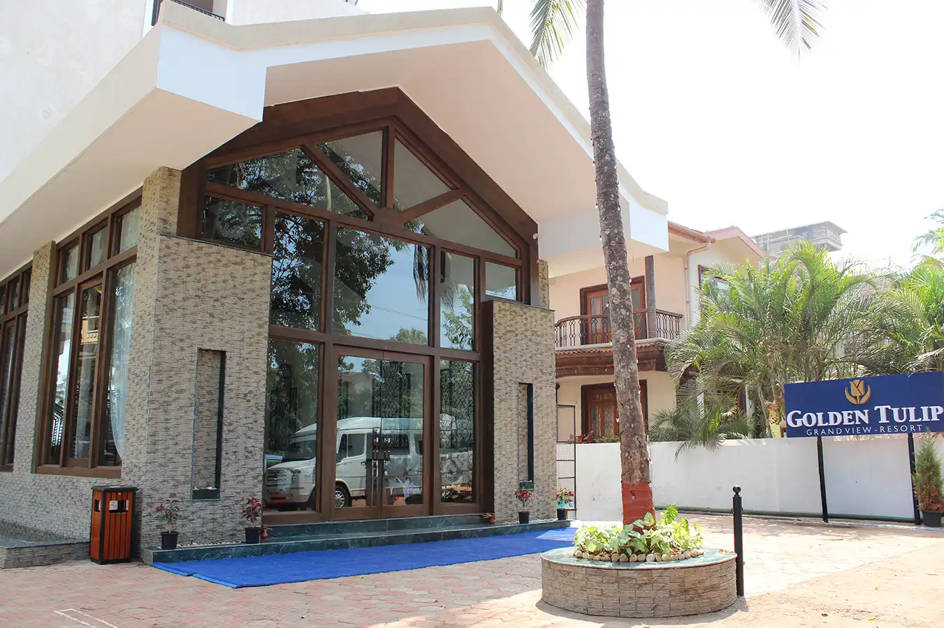 Golden Tulip