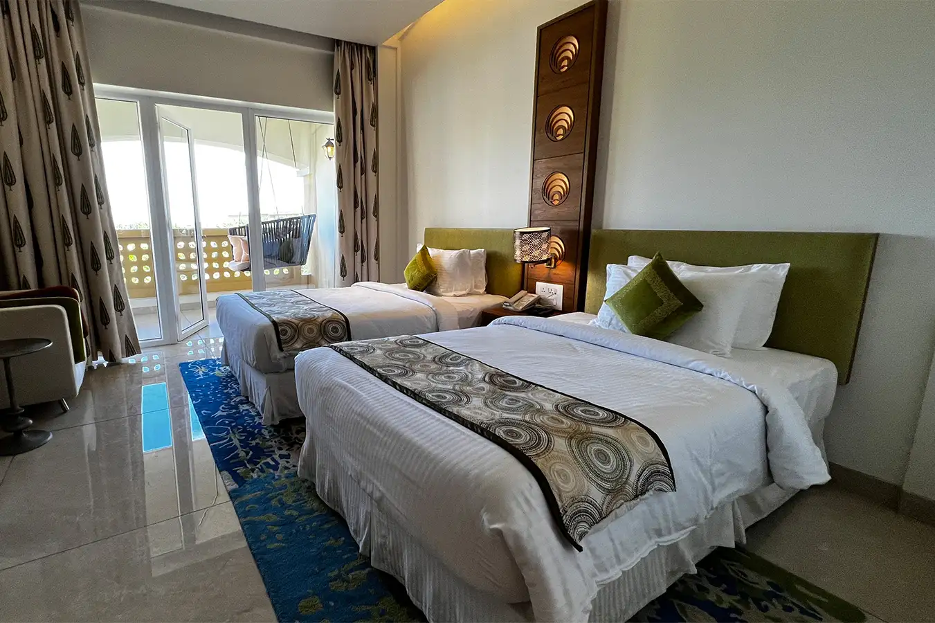Hawthorn Suites